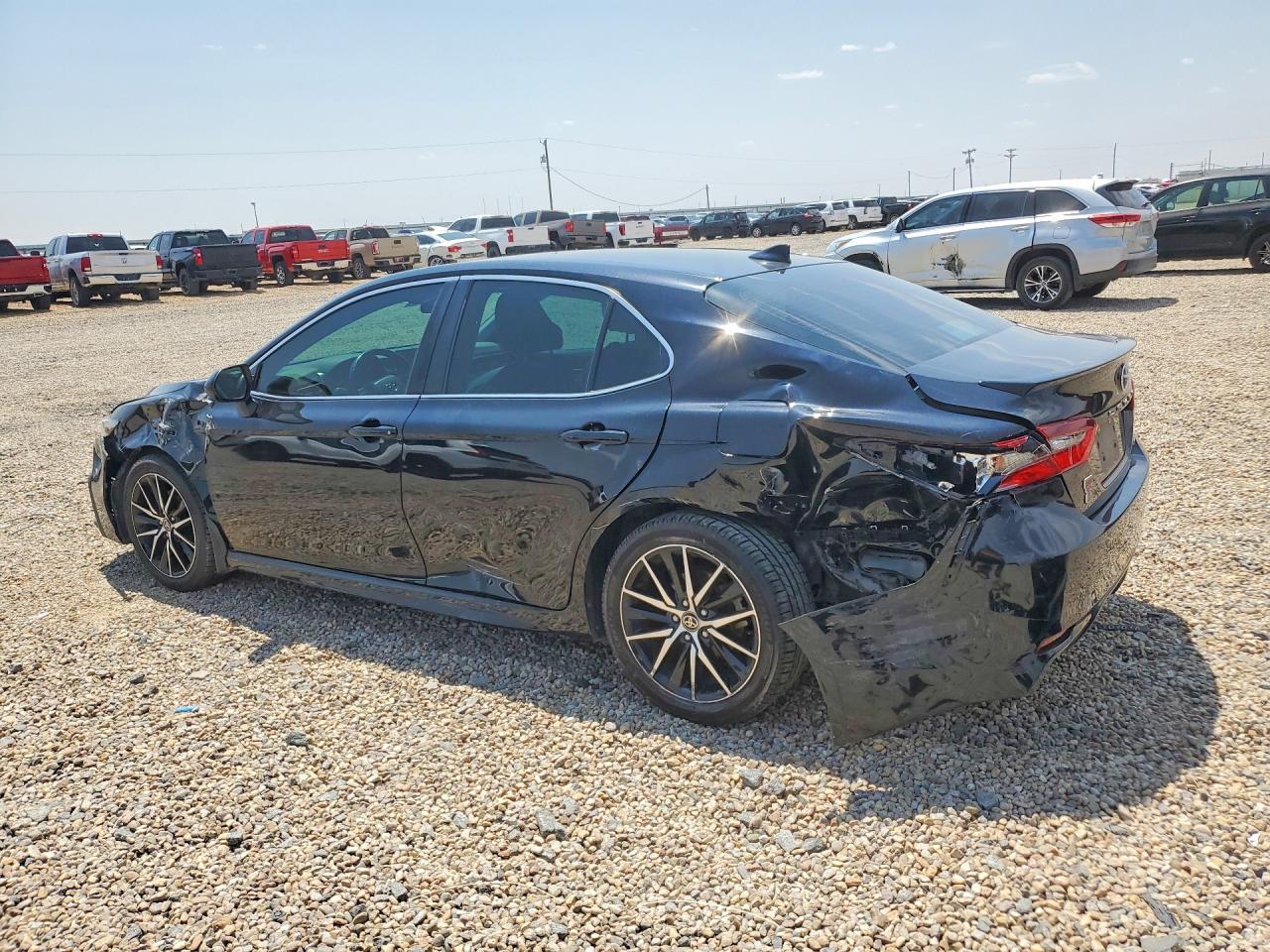 2021 Toyota Camry Se - zdjęcie 2