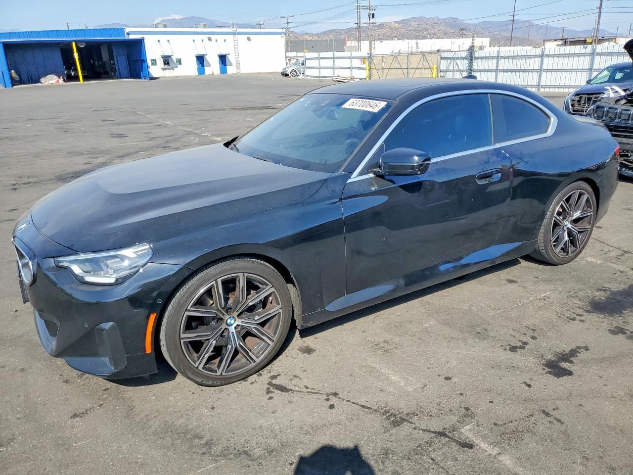 2022 BMW 230I - zdjęcie główne