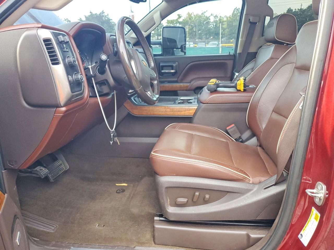 2016 Chevrolet Silverado K2500 High Country - zdjęcie 7