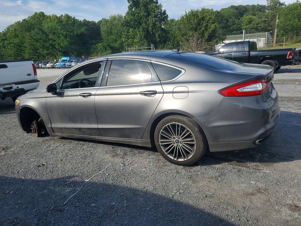 2013 Ford Fusion Se - zdjęcie 2