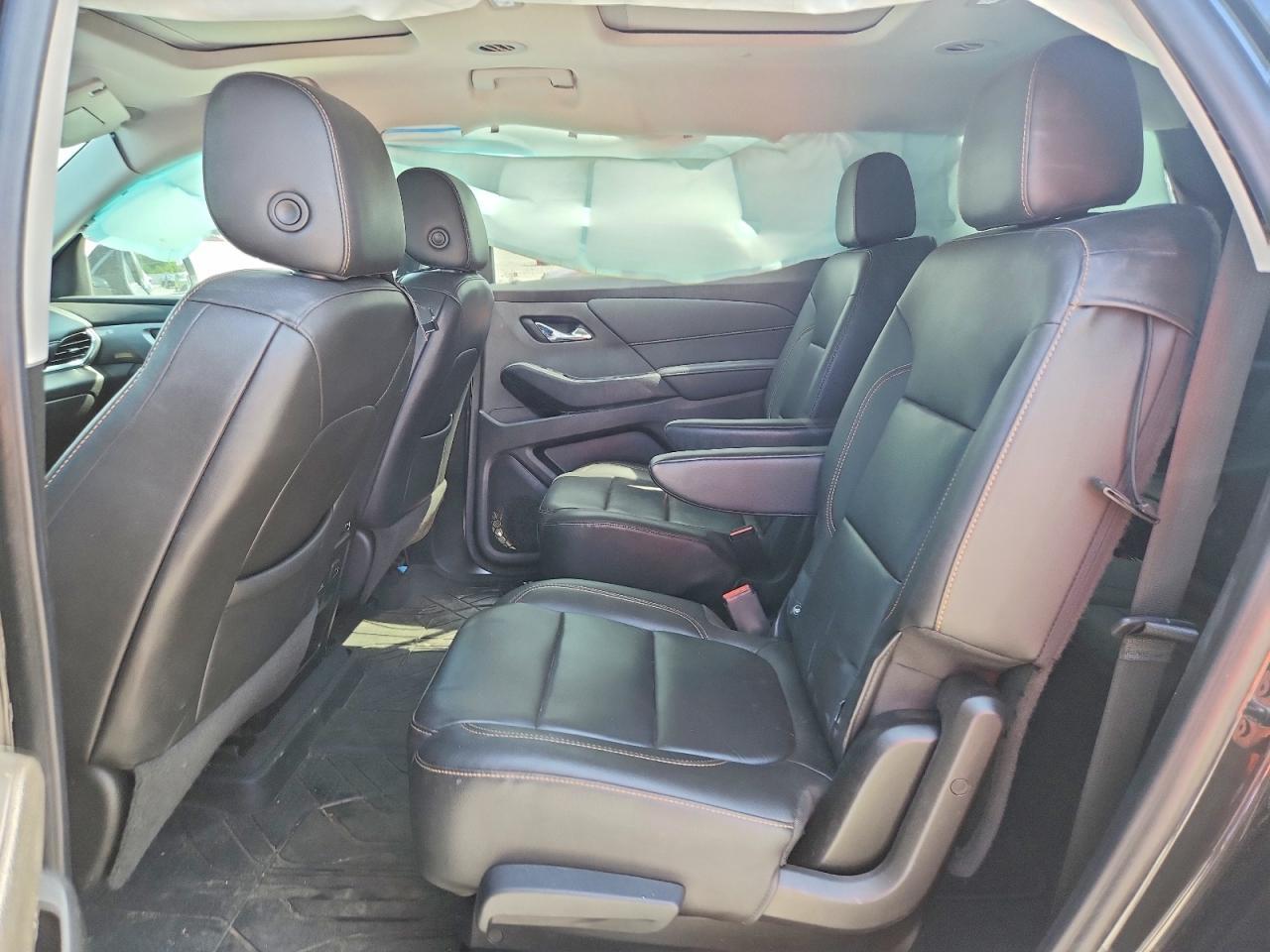 2021 Chevrolet Traverse Lt - zdjęcie 11