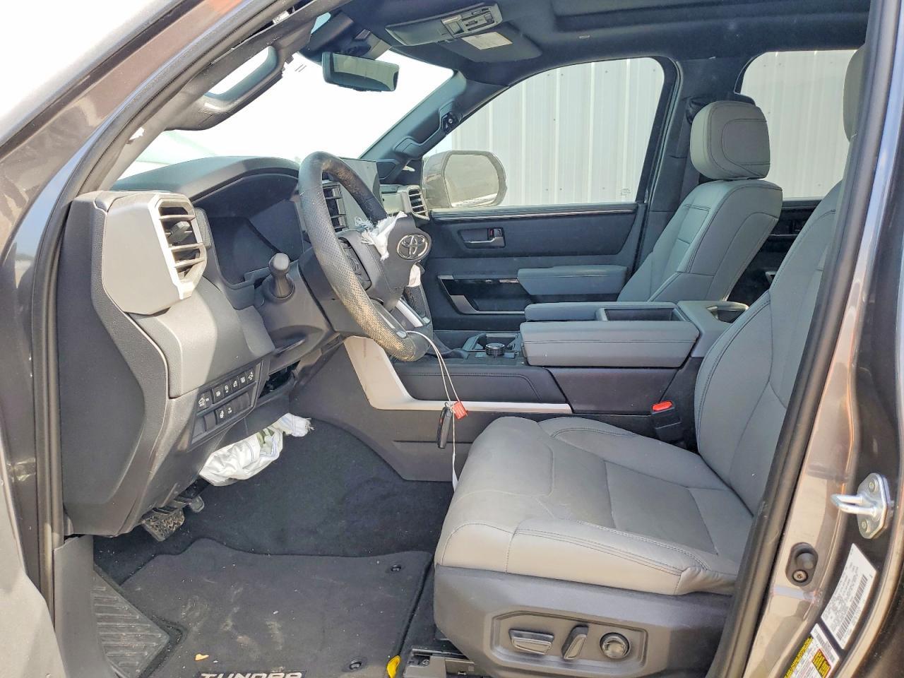 2026 Toyota Tundra Crewmax Limited - zdjęcie 7