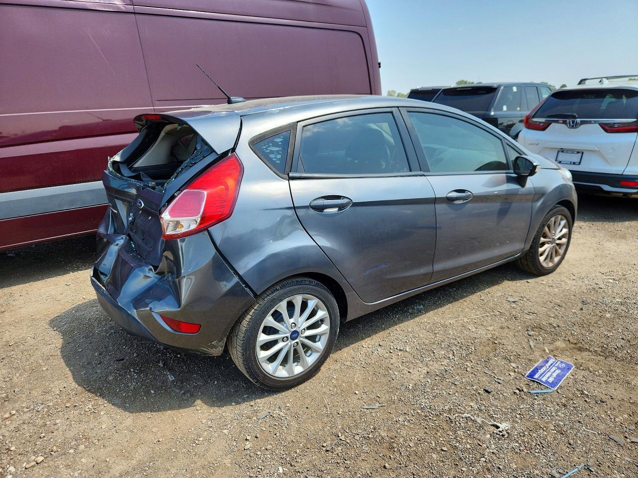 2014 Ford Fiesta Se - zdjęcie 3