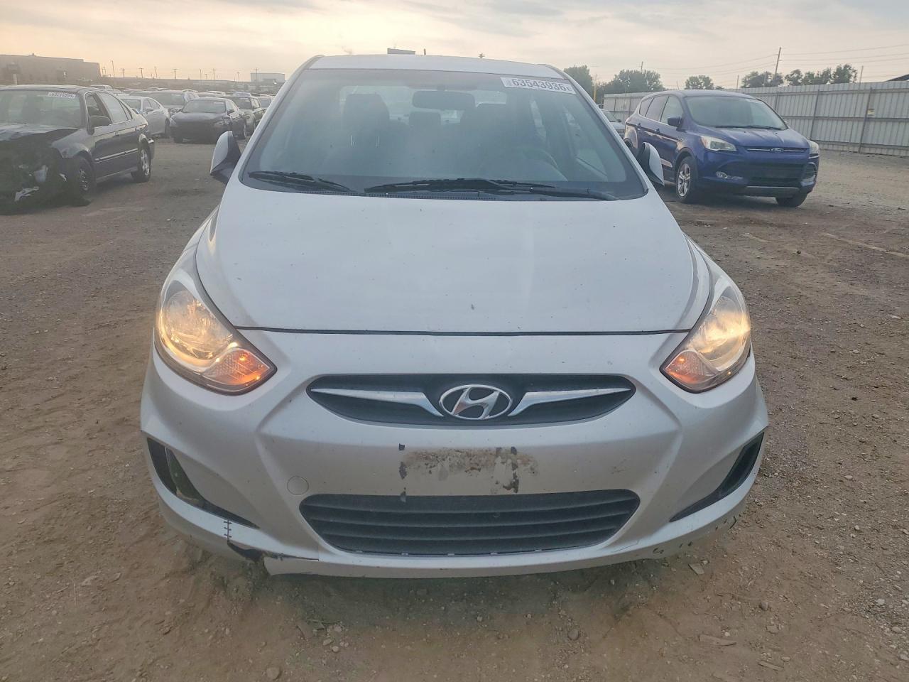 2013 Hyundai Accent Gls - zdjęcie 5