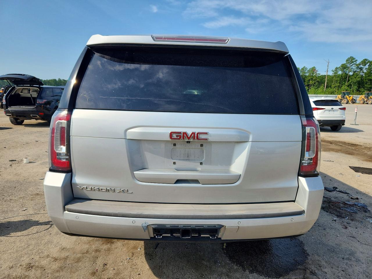 2016 GMC Yukon Xl C1500 Slt - zdjęcie 6