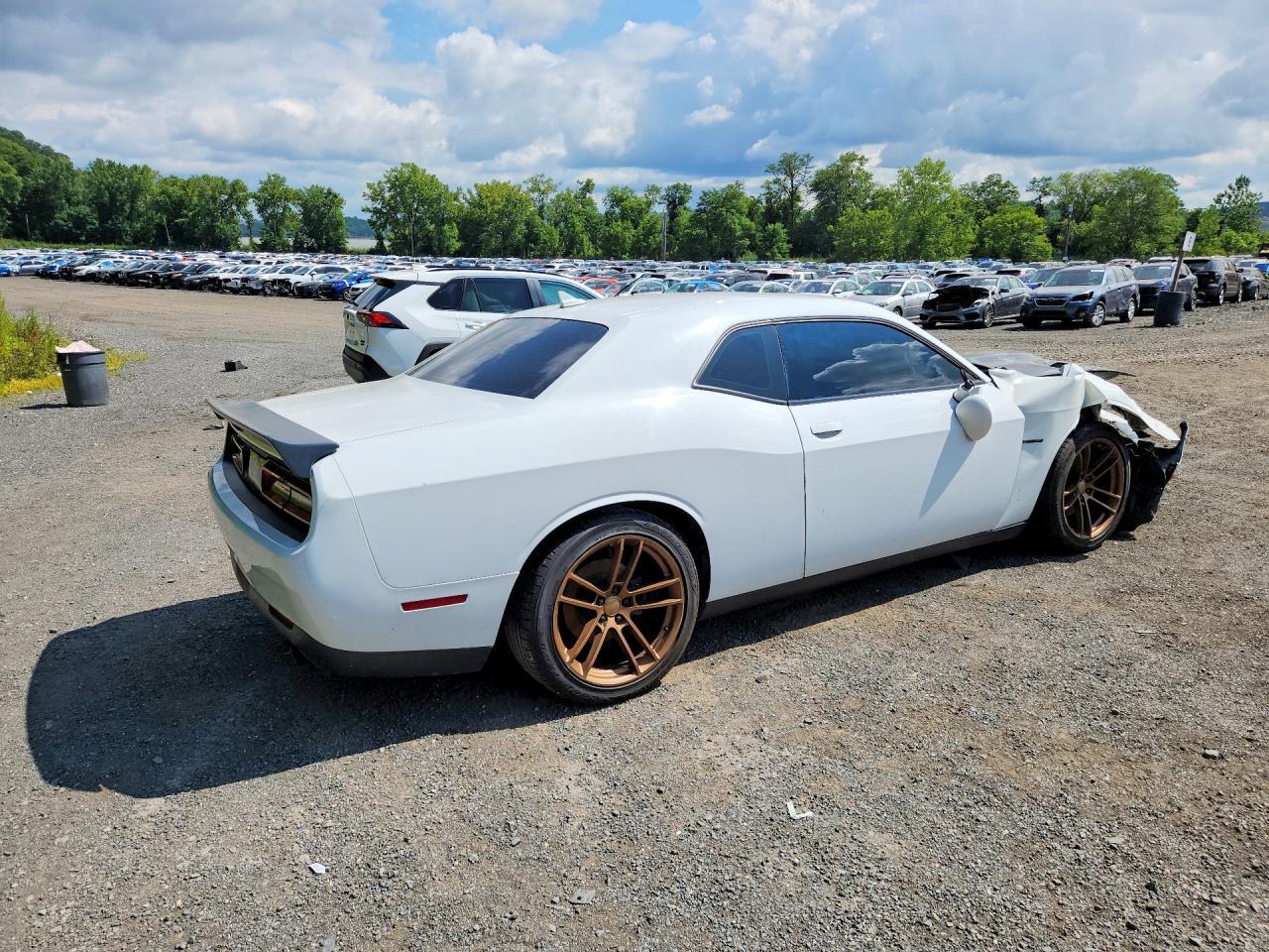 2019 Dodge Challenger R/T - zdjęcie 3