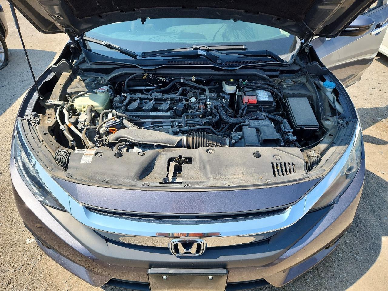 2017 Honda Civic Touring - zdjęcie 11