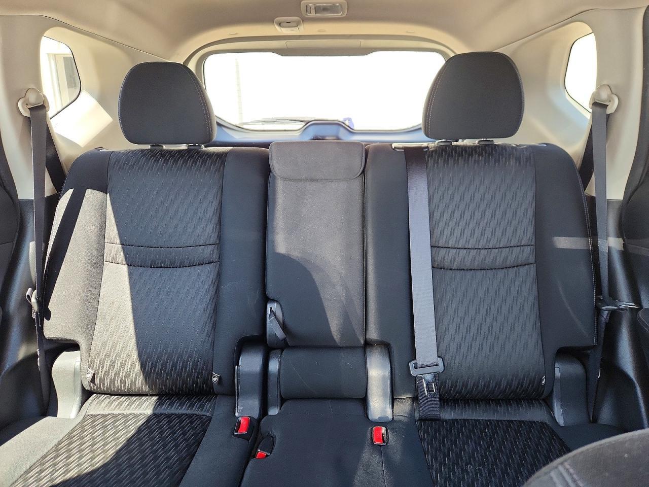 2017 Nissan Rogue S - zdjęcie 10