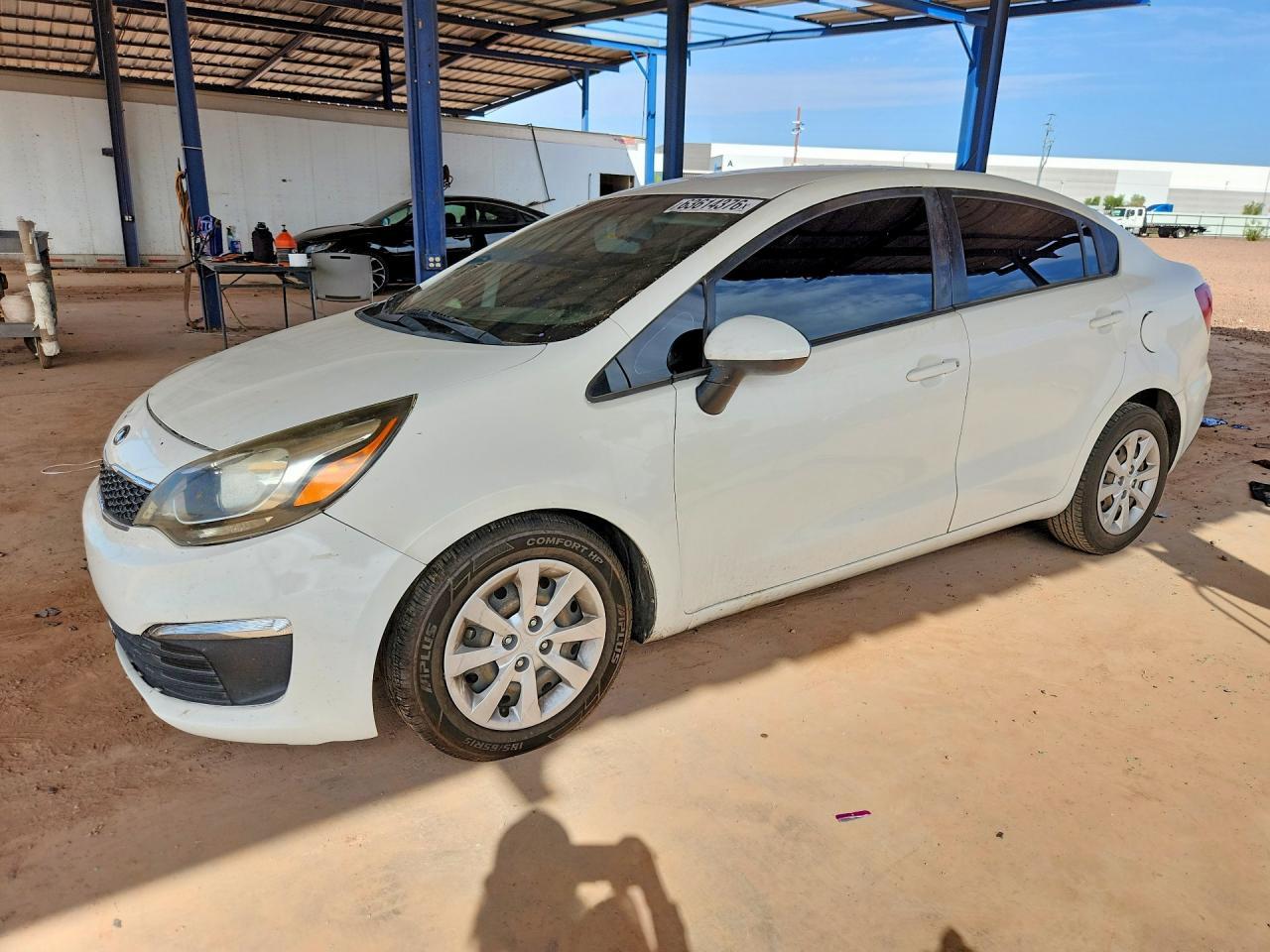 2017 Kia Rio - zdjęcie główne