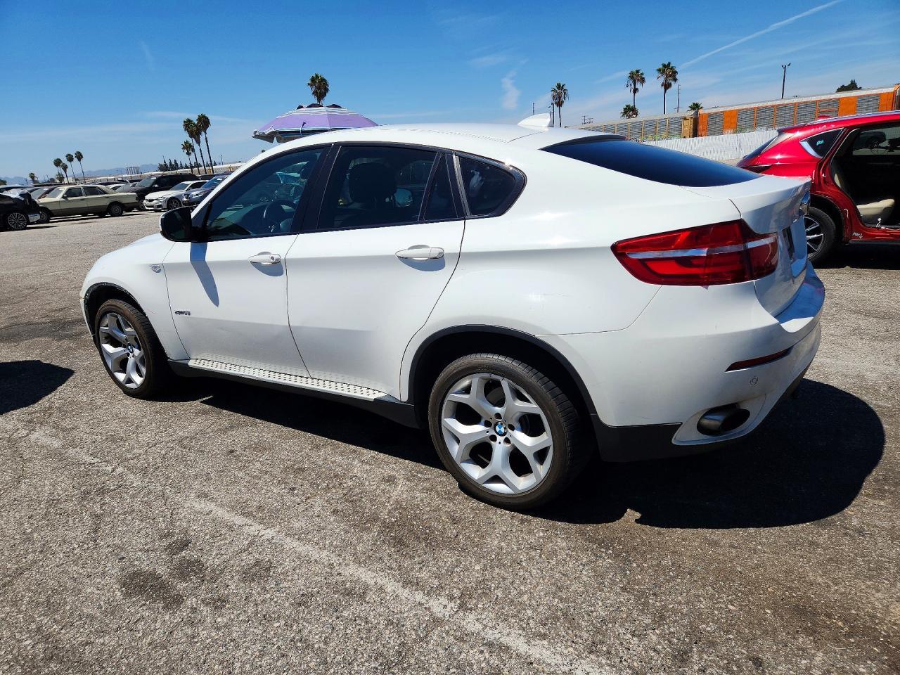 2013 BMW X6 xDrive35I - zdjęcie 2
