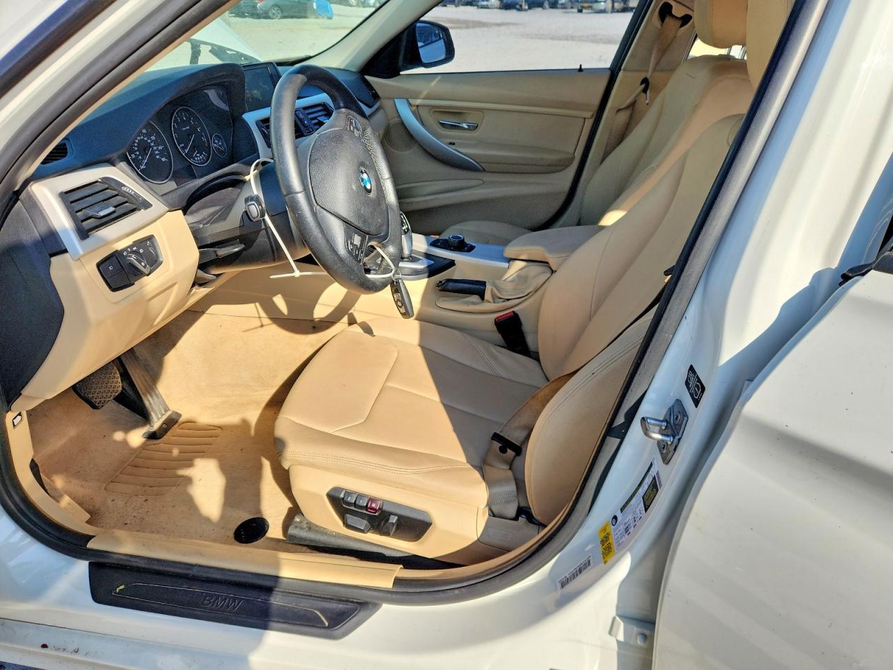 2013 BMW 320 I - zdjęcie 7