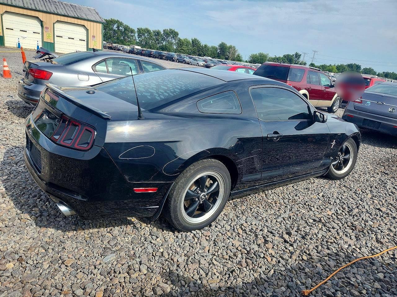 2013 Ford Mustang - zdjęcie 3