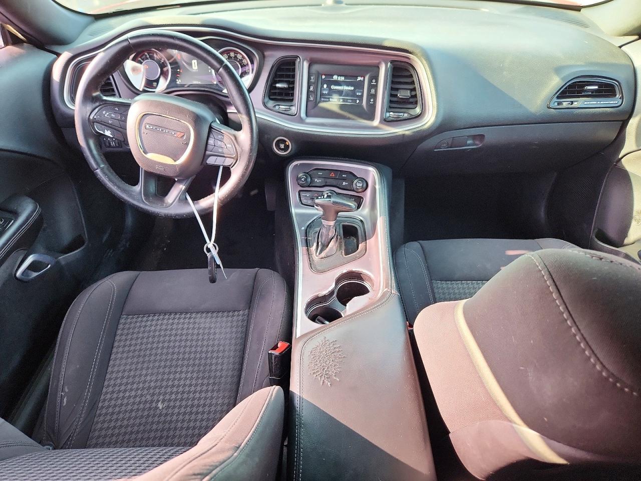 2015 Dodge Challenger Sxt - zdjęcie 8