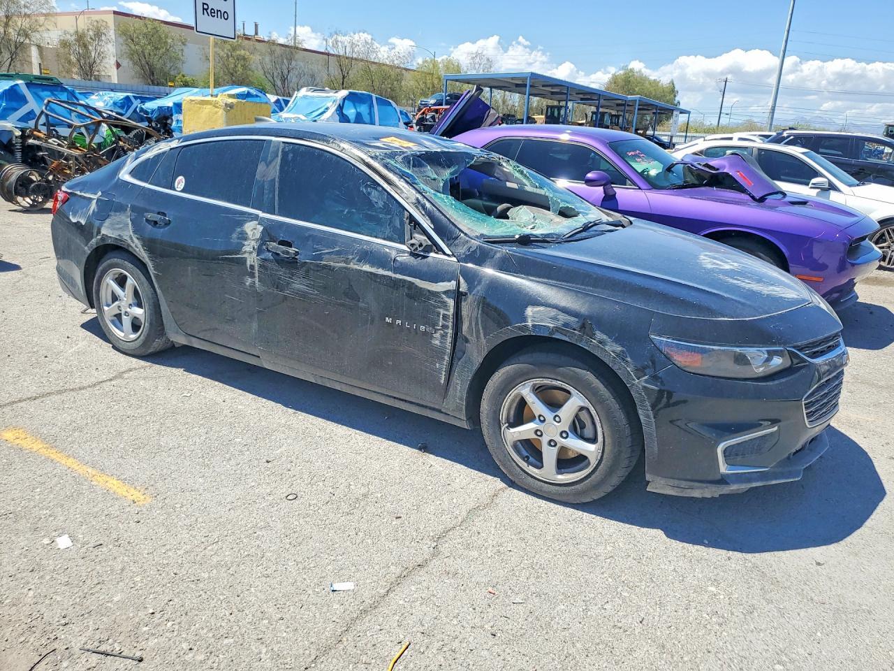 2018 Chevrolet Malibu Ls - zdjęcie 4