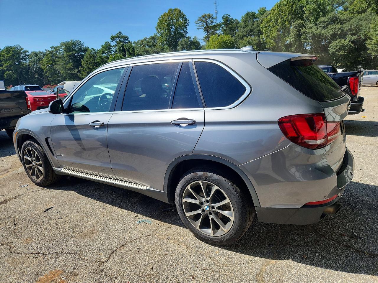 2016 BMW X5 xDrive35I - zdjęcie 2