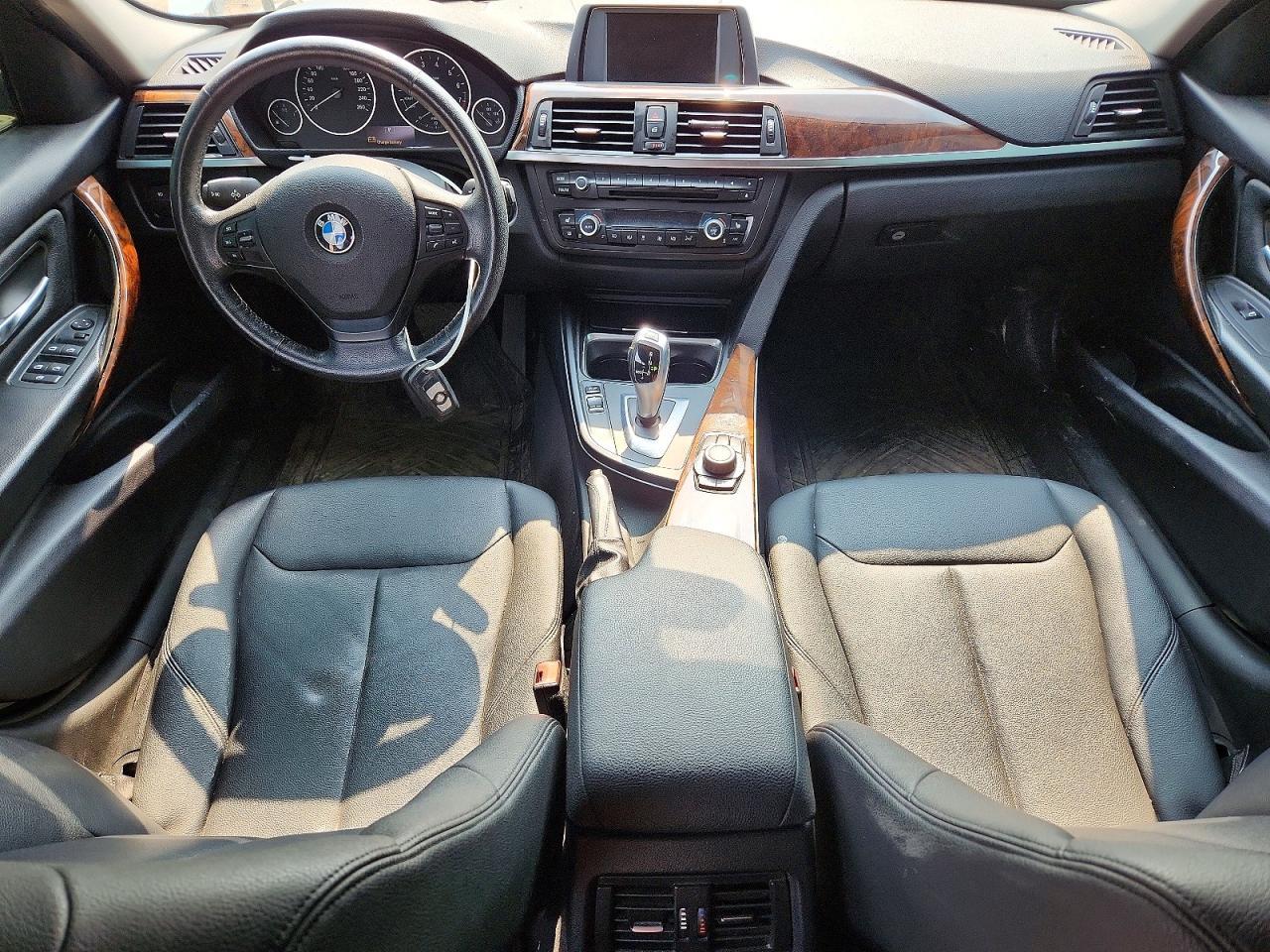 2013 BMW Seria 3 328i - zdjęcie 8