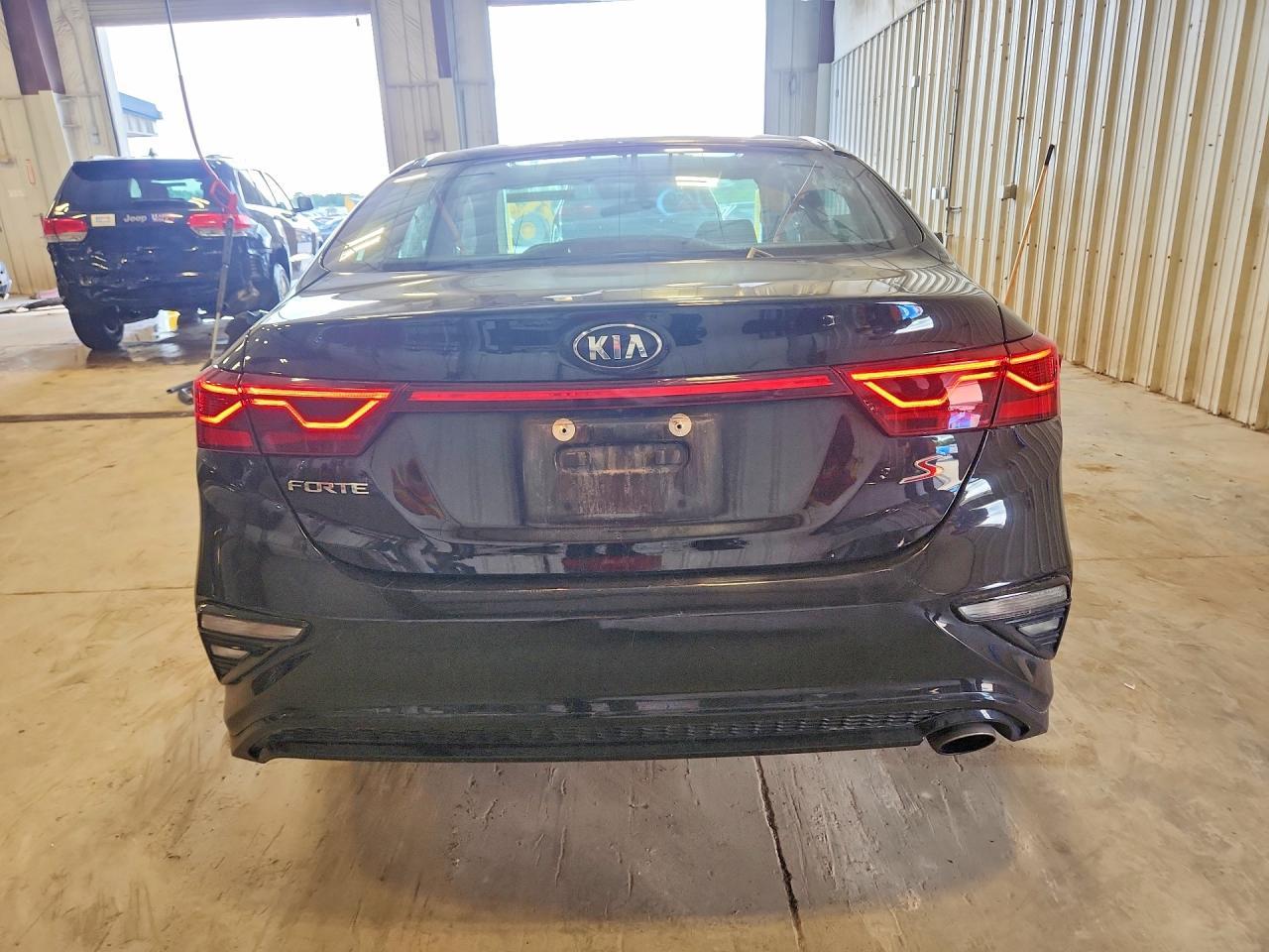 2019 Kia Forte S - zdjęcie 6