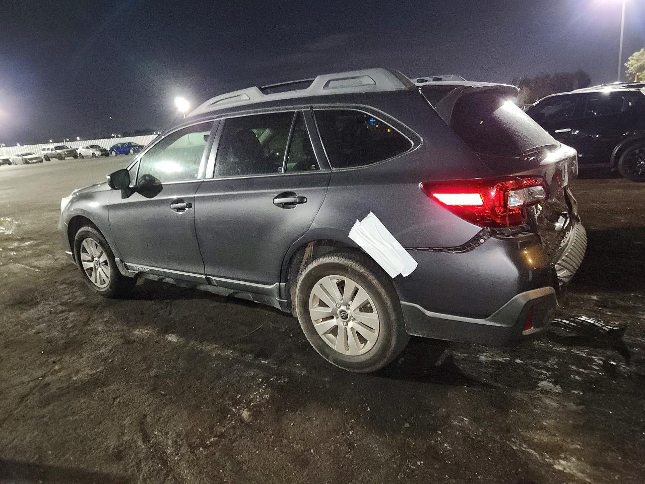 Subaru Outback - zdjęcie 2
