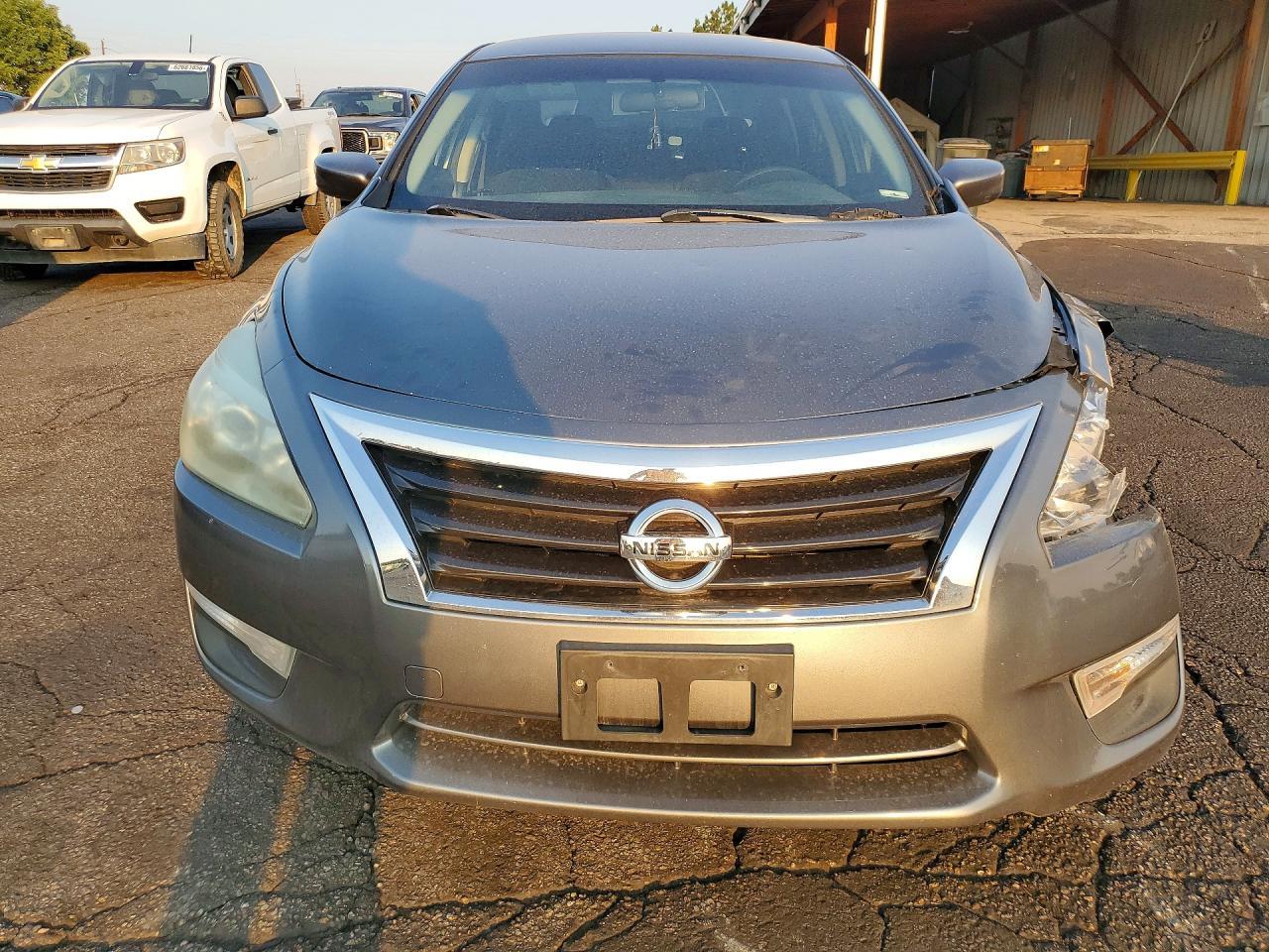 2014 Nissan Altima 2.5 S - zdjęcie 5