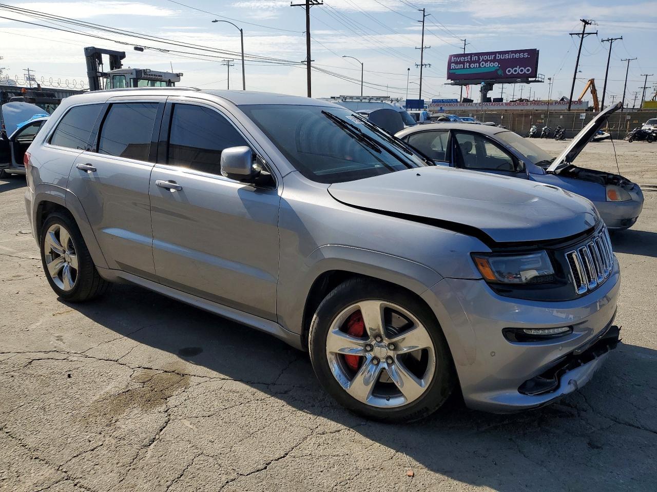 2015 Jeep Grand Cherokee Srt-8 - zdjęcie 4