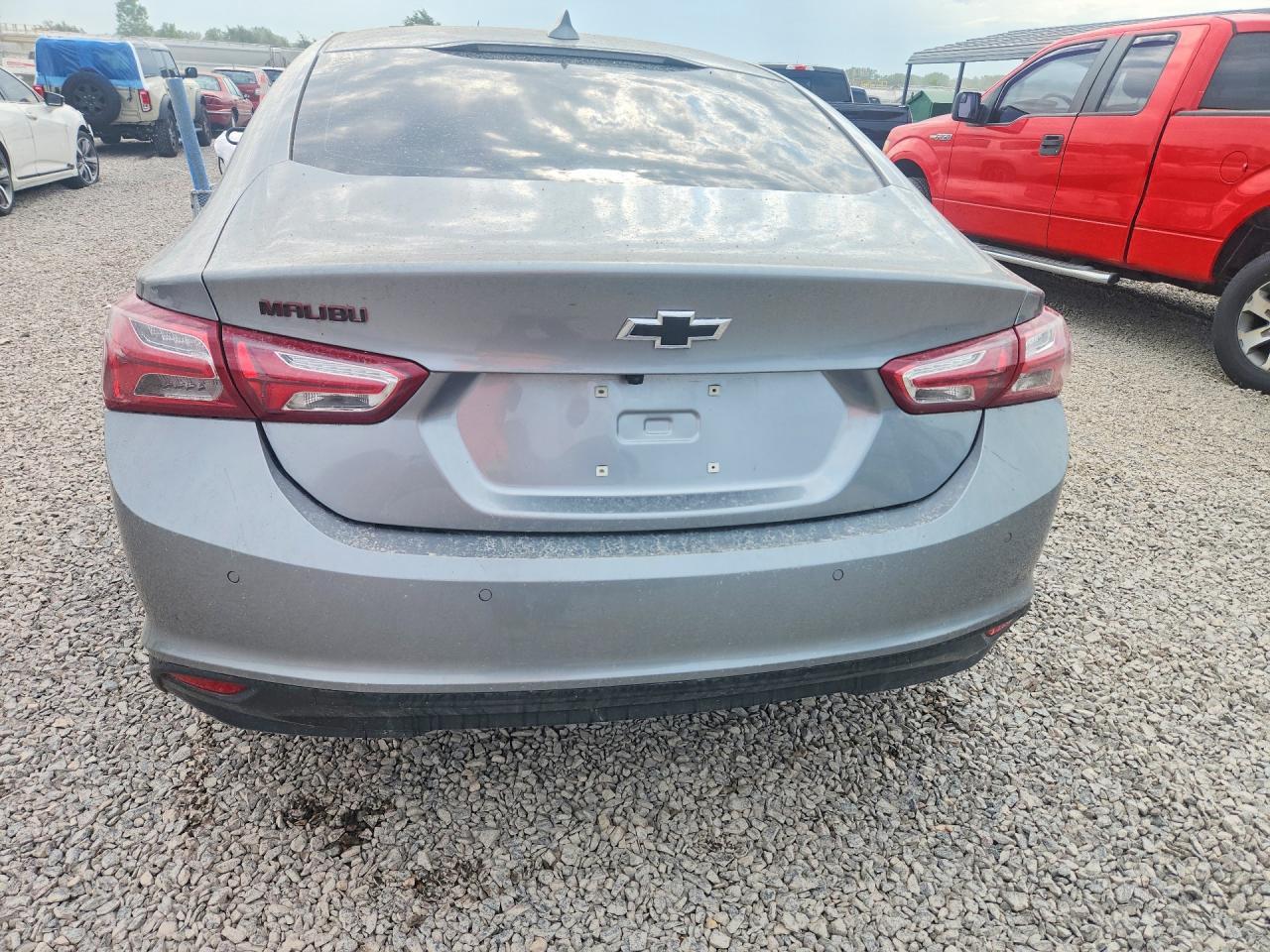 2025 Chevrolet Malibu Lt - zdjęcie 6
