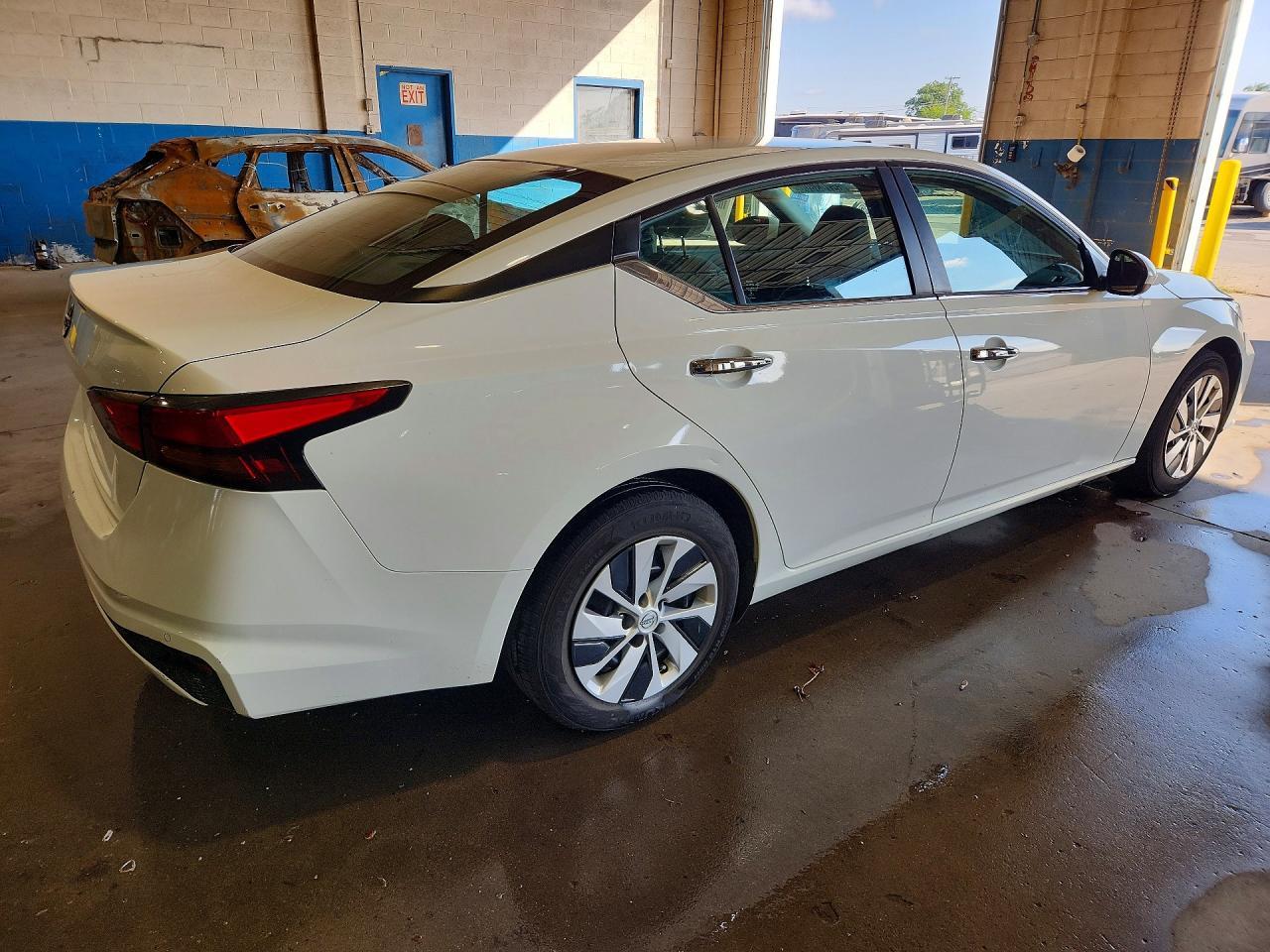2023 Nissan Altima S - zdjęcie 3