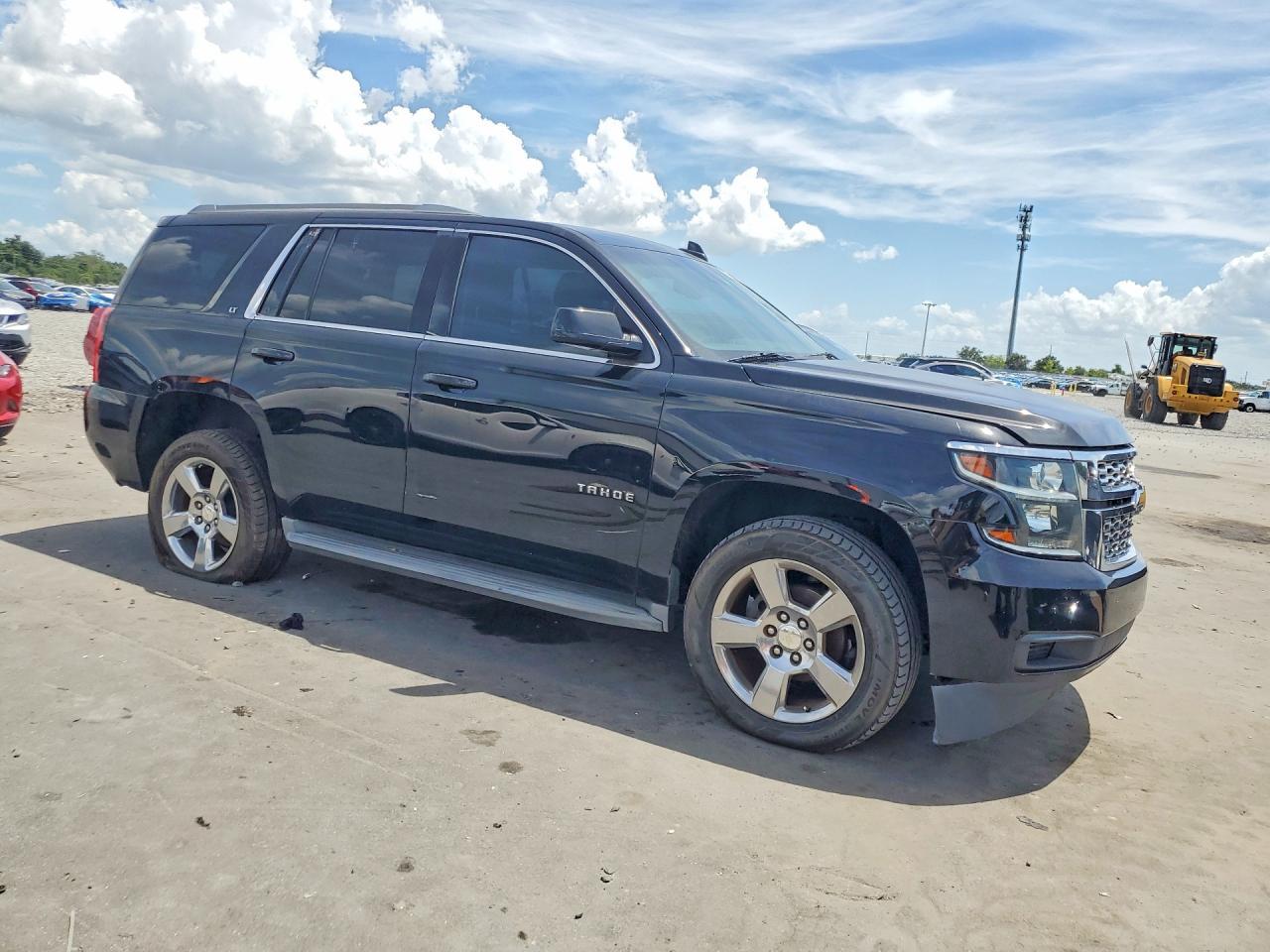 2015 Chevrolet Tahoe C1500 Lt - zdjęcie 4