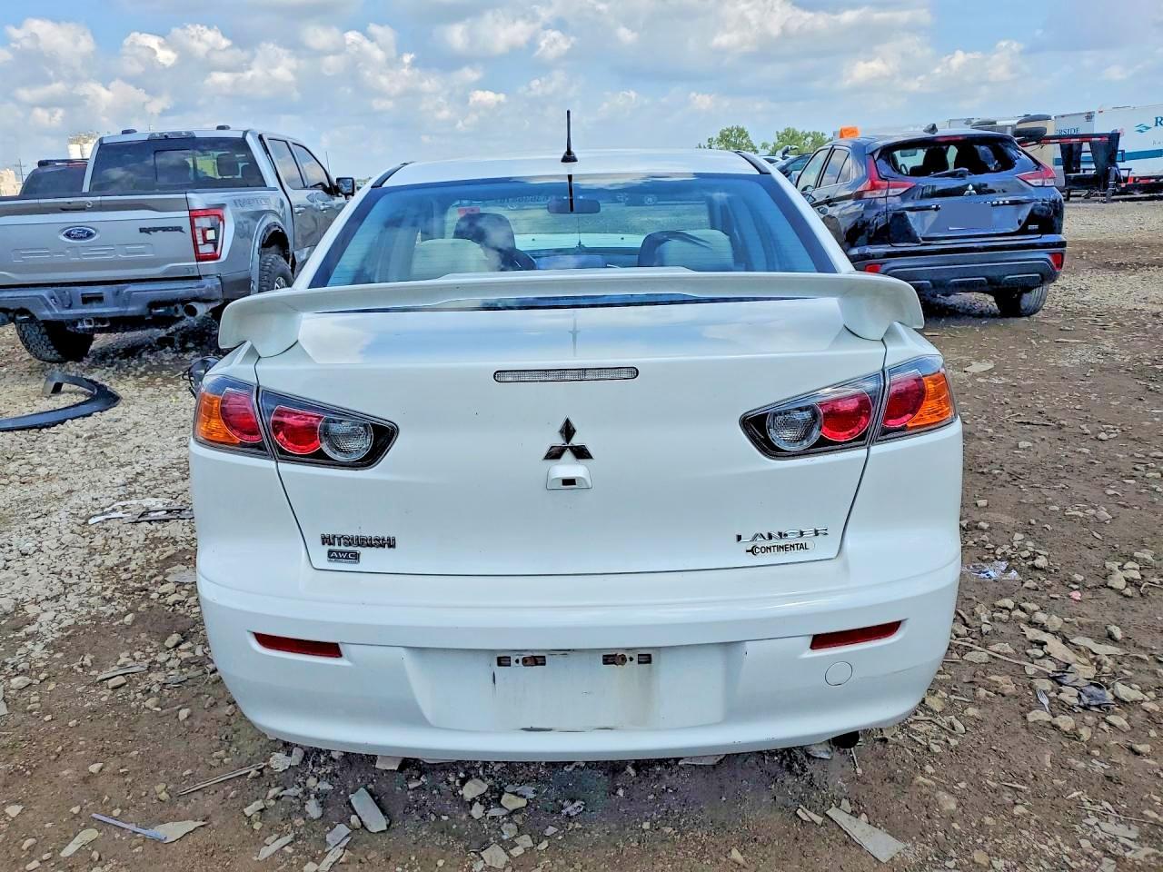 2017 Mitsubishi Lancer Es - zdjęcie 6