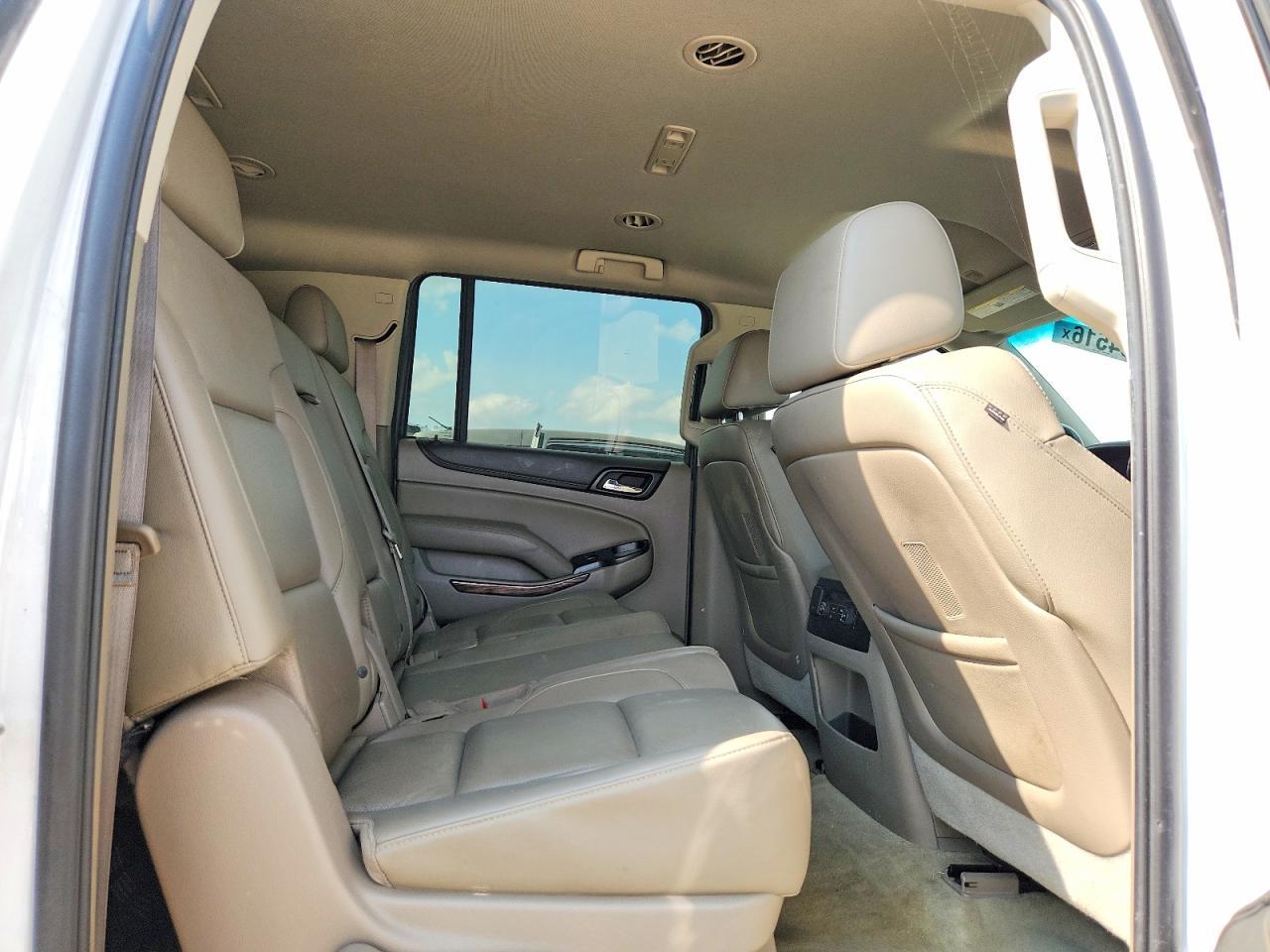 2016 GMC Yukon Xl C1500 Slt - zdjęcie 11