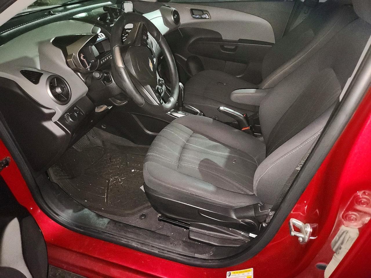 2014 Chevrolet Sonic Lt - zdjęcie 7