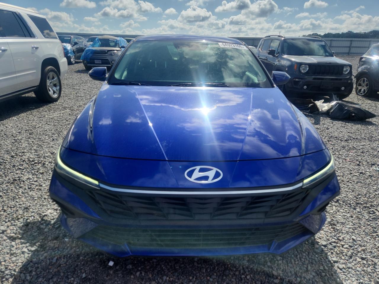 2024 Hyundai Elantra Se - zdjęcie 5