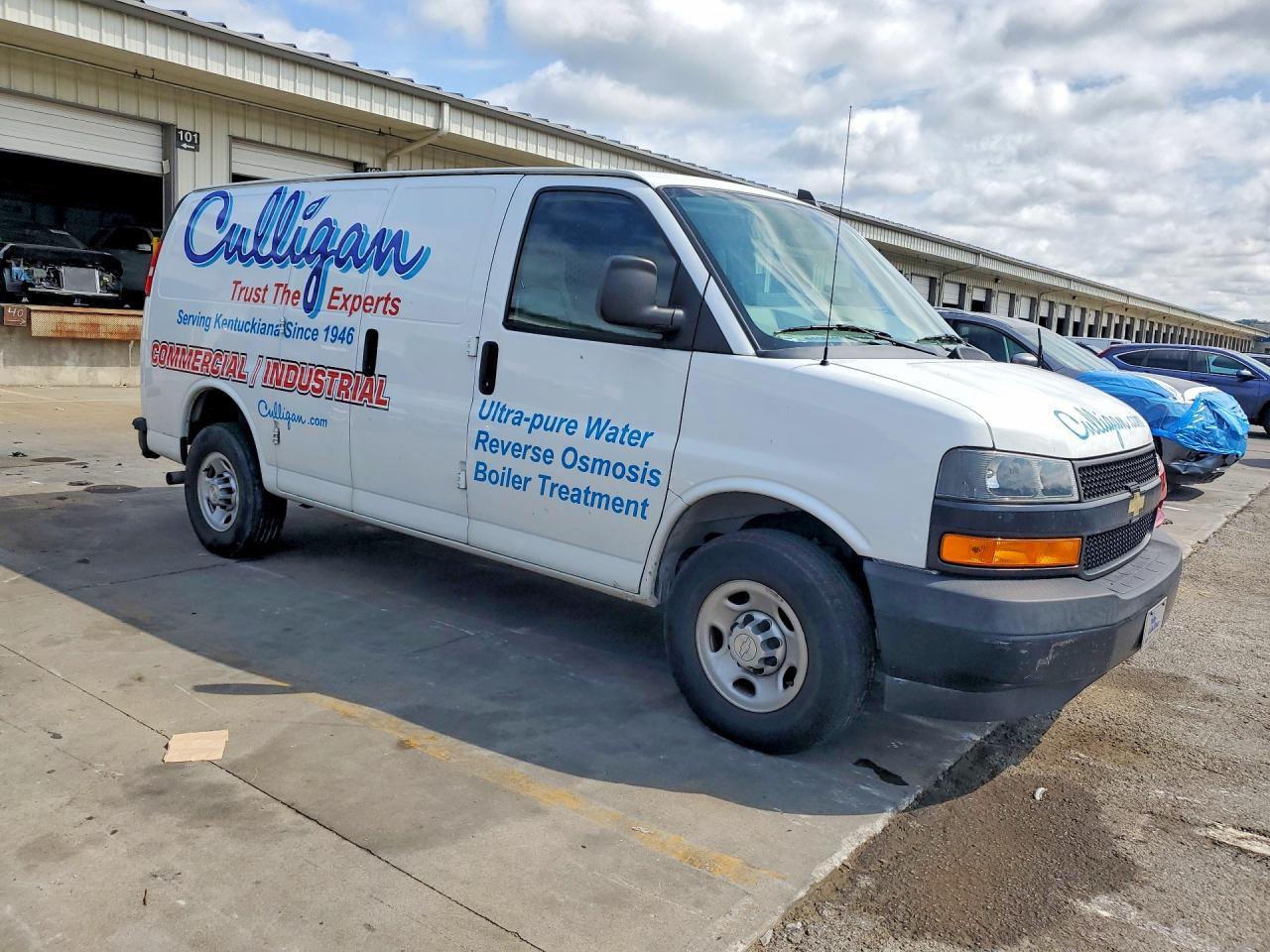 2019 Chevrolet Express G2500 - zdjęcie 4