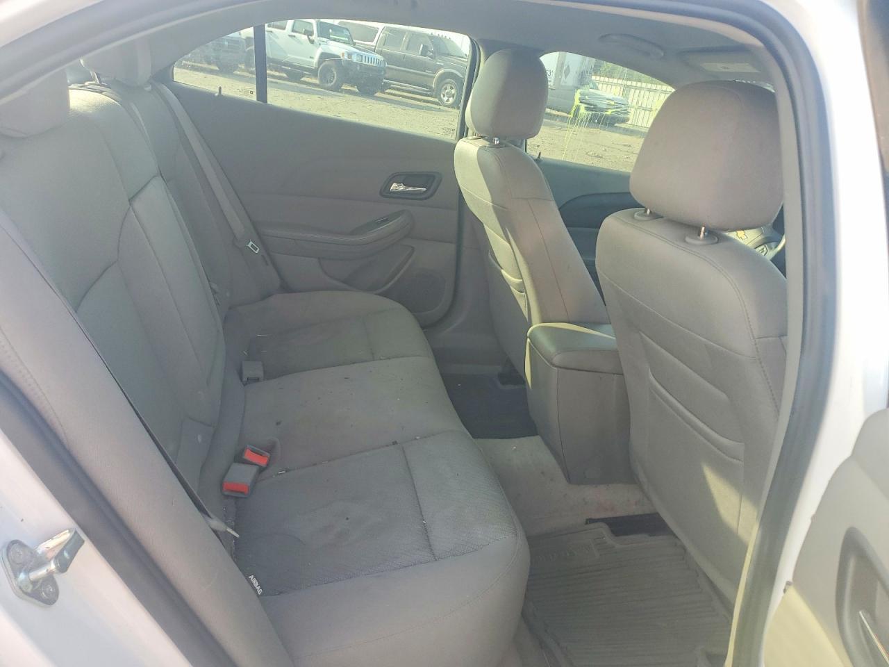 2015 Chevrolet Malibu Ls - zdjęcie 10