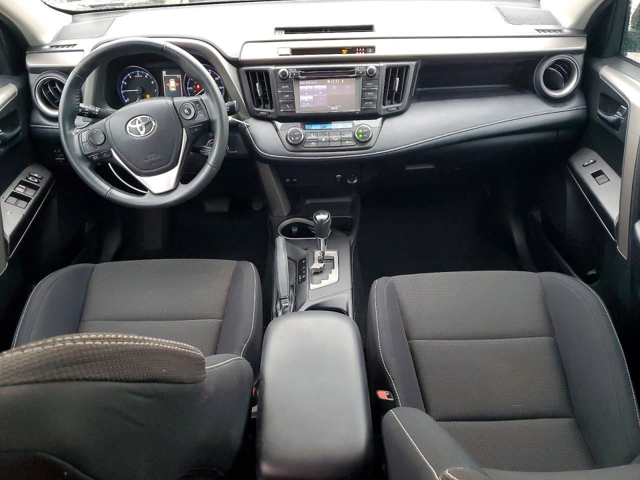 2018 Toyota Rav4 Xle - zdjęcie 8