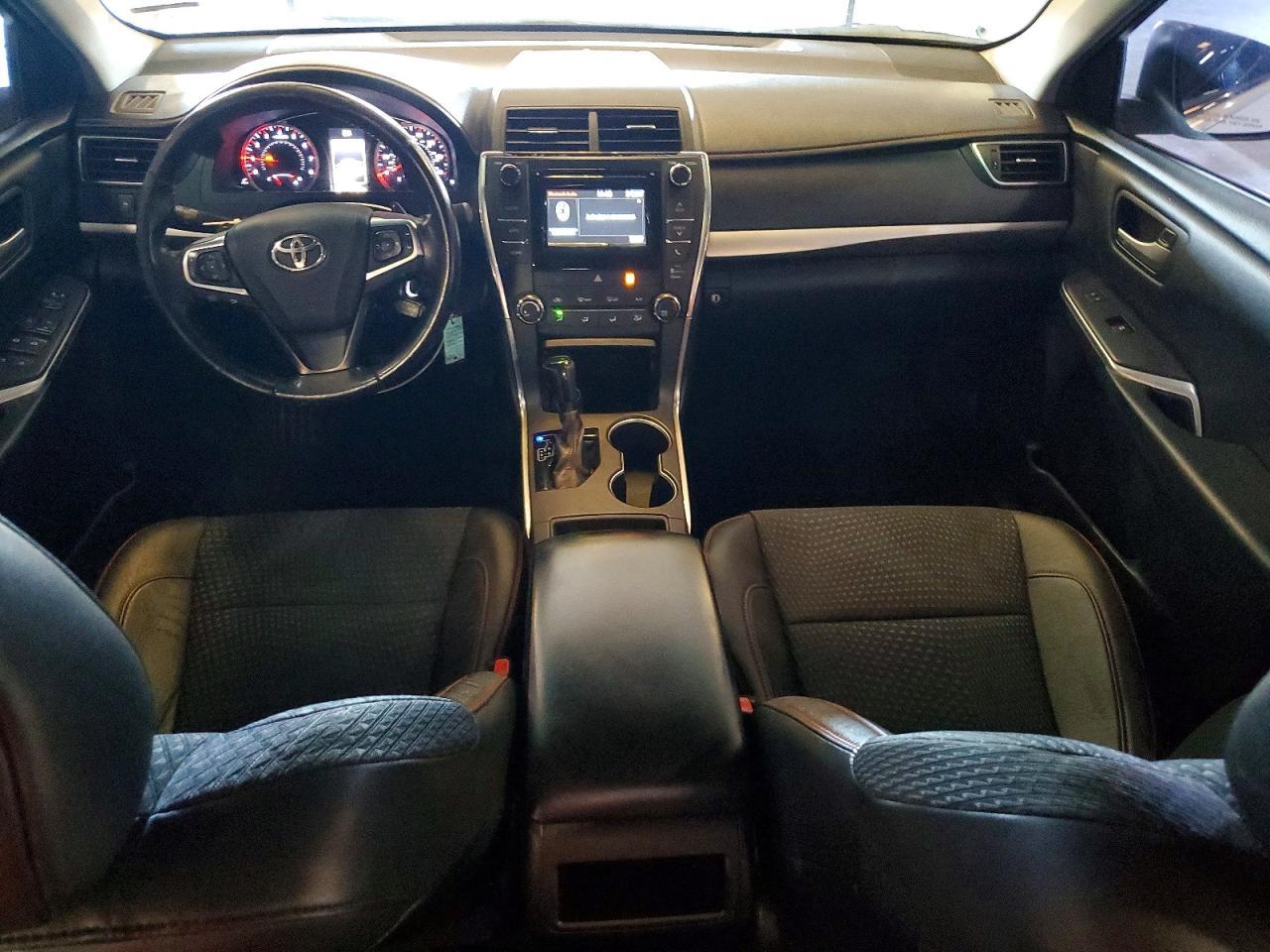 2015 Toyota Camry Se - zdjęcie 8