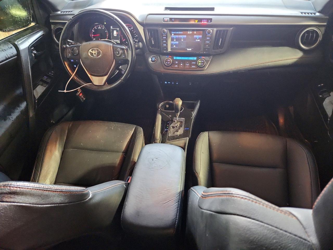 2018 Toyota Rav4 Se - zdjęcie 8