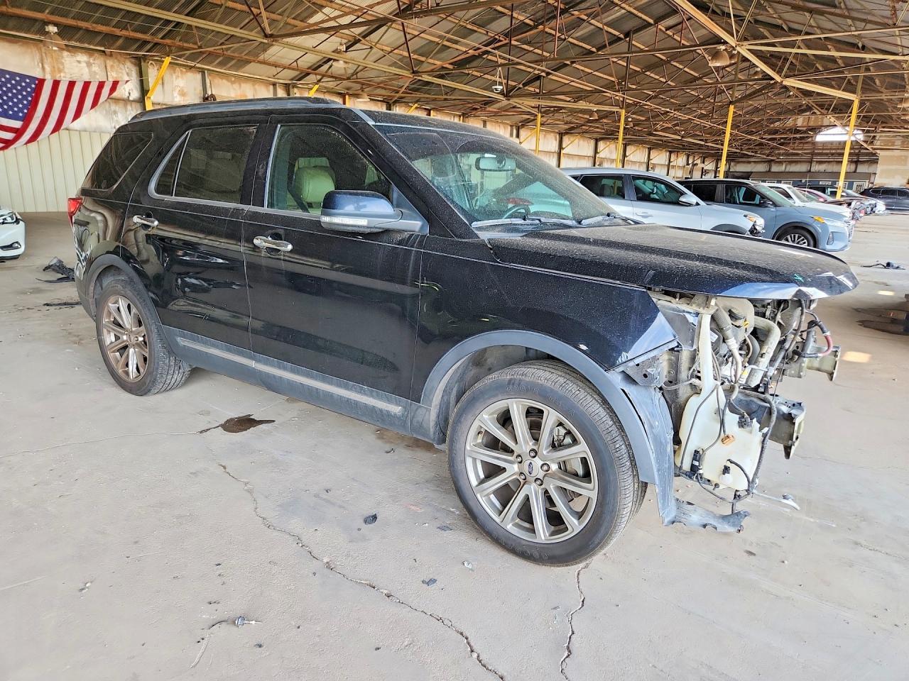 2017 Ford Explorer Limited - zdjęcie 4
