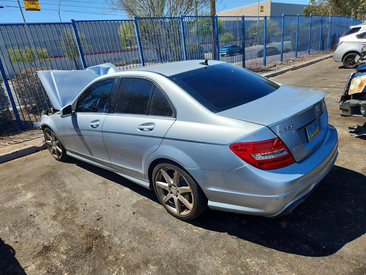 2013 Mercedes-Benz C 250 - zdjęcie 2