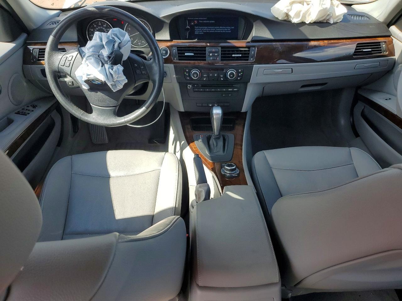 2026 BMW 335 Xi - zdjęcie 8