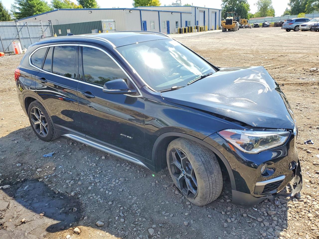 2016 BMW X1 xDrive28I - zdjęcie 4