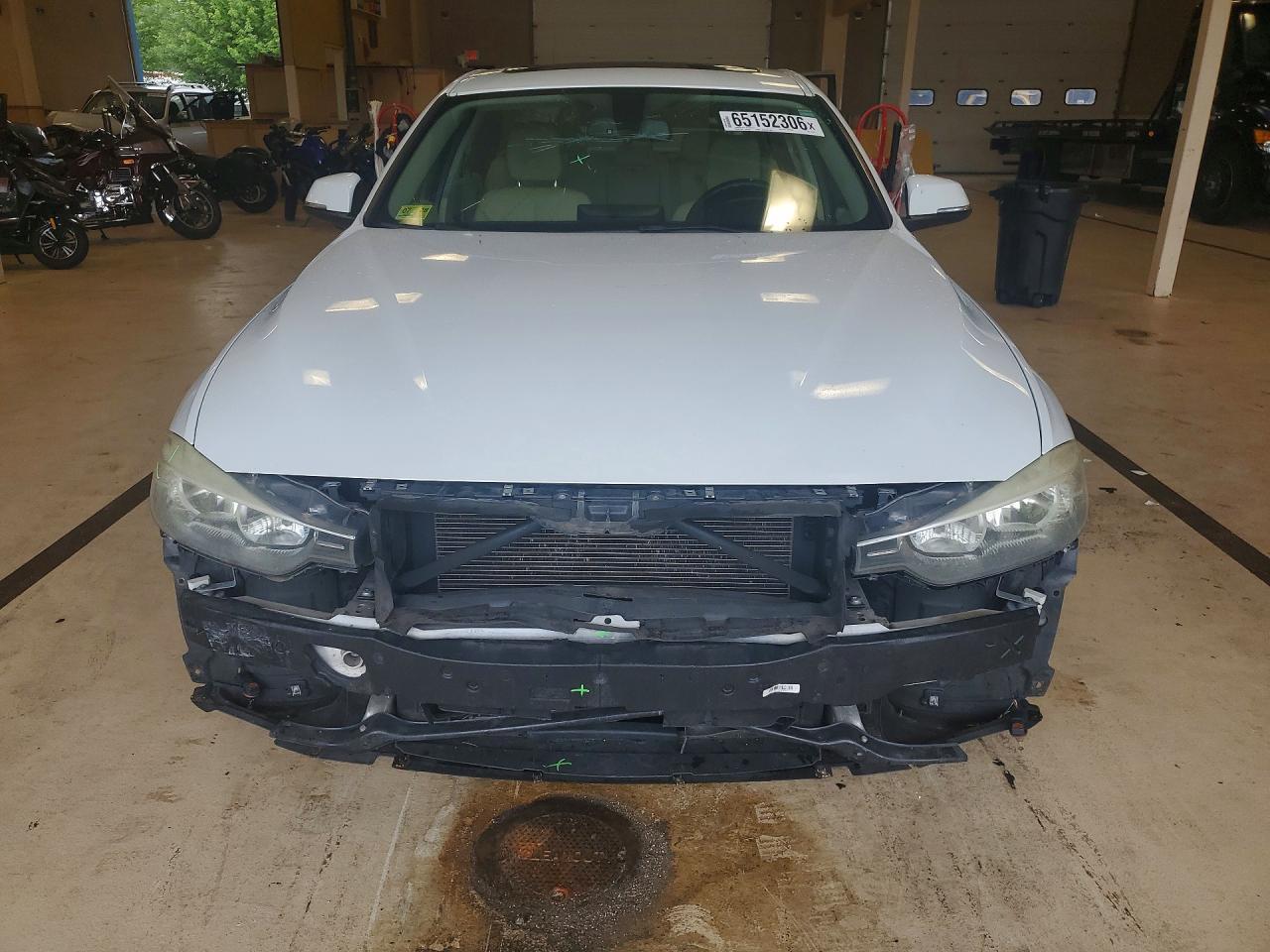 2014 BMW 320 I xDrive - zdjęcie 5
