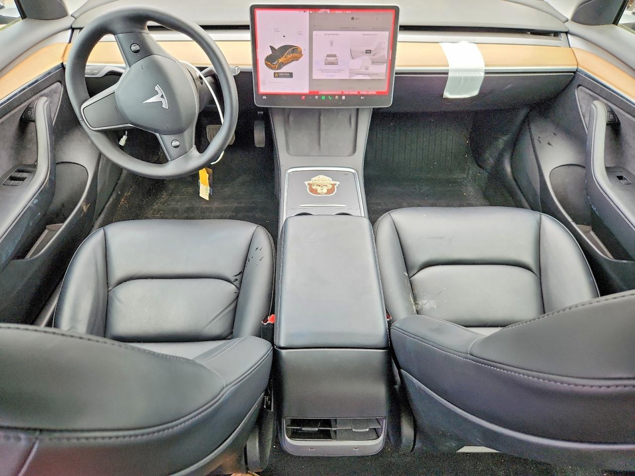 2021 Tesla Model 3 - zdjęcie 8