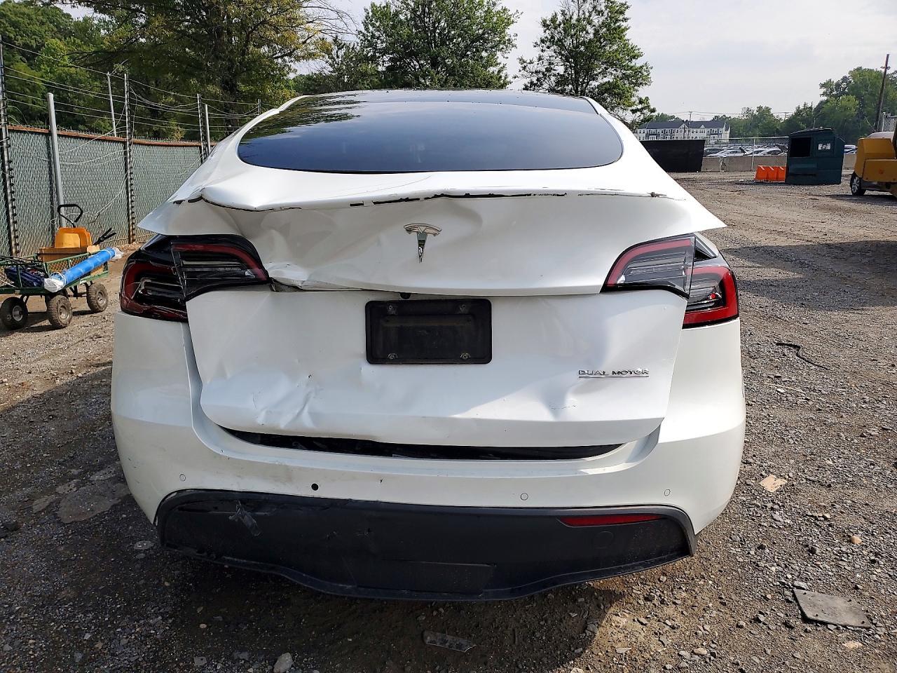 2022 Tesla Model Y - zdjęcie 6
