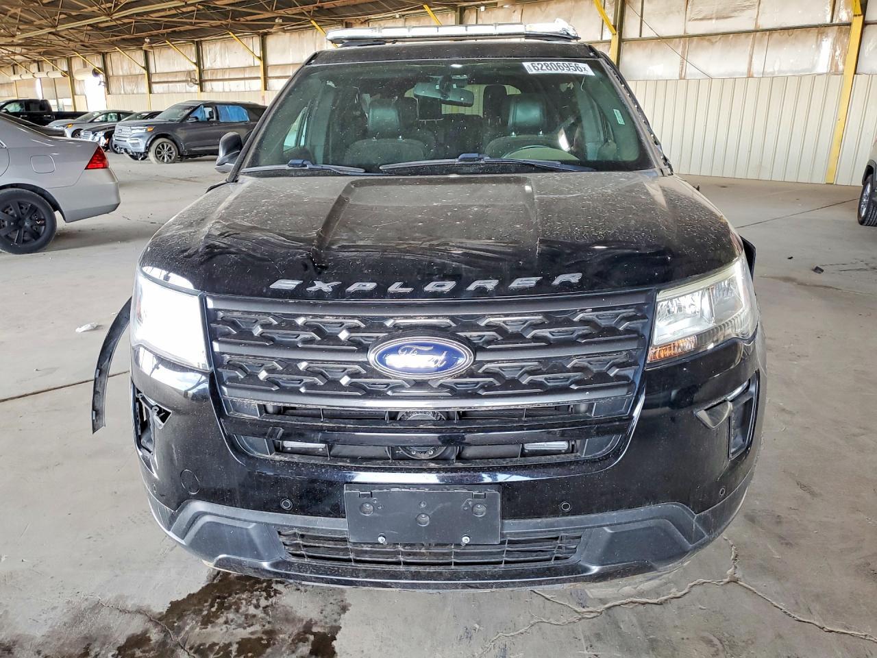 2018 Ford Explorer Xlt - zdjęcie 5