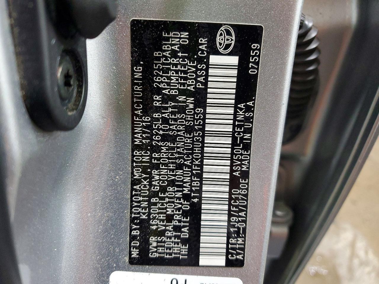 2017 Toyota Camry Le - zdjęcie 13