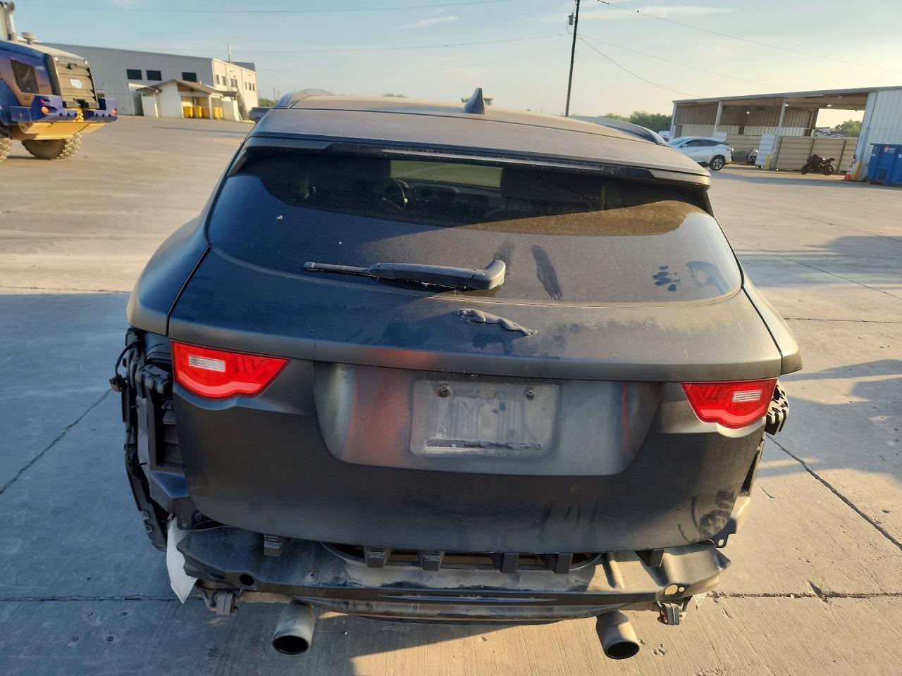 2017 Jaguar F-Pace Premium - zdjęcie 6
