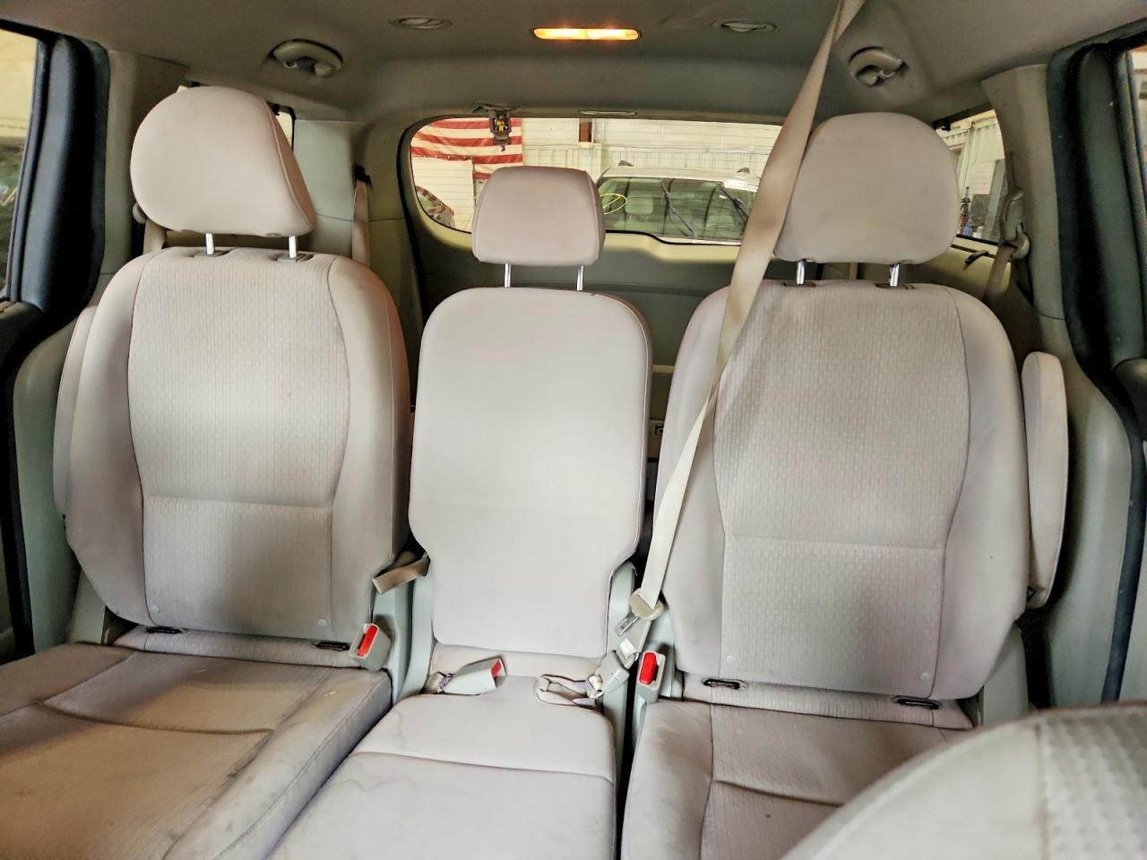 2016 Kia Sedona Lx - zdjęcie 10