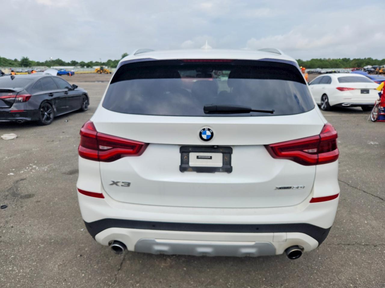 2019 BMW X3 xDrive30I - zdjęcie 6
