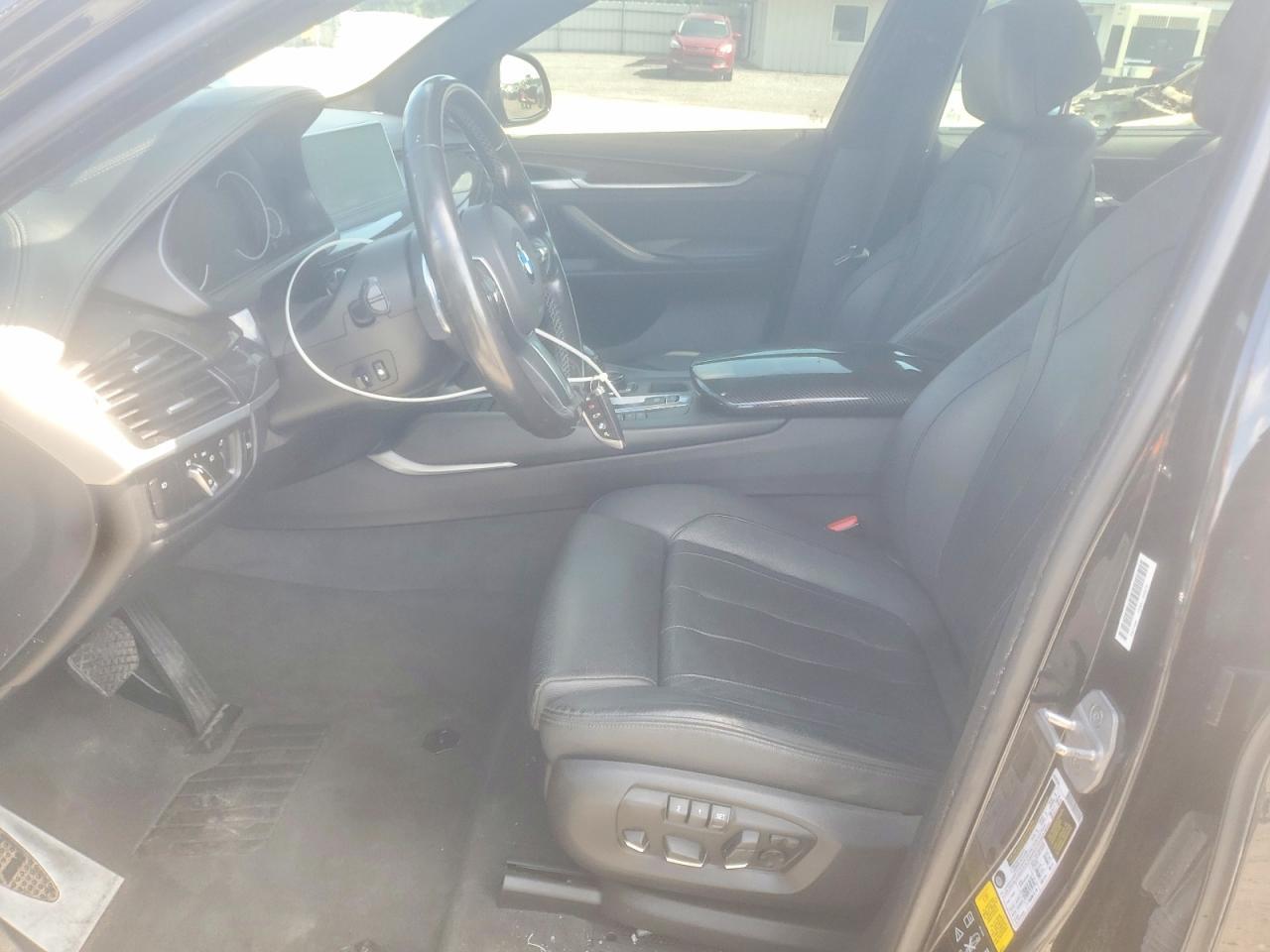2016 BMW X6 xDrive50I - zdjęcie 7