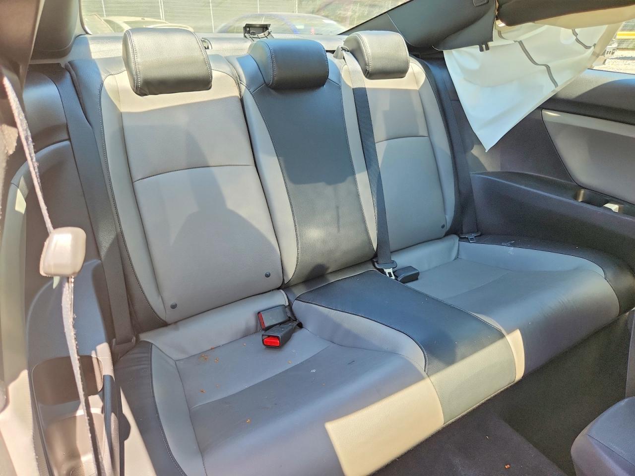2016 Honda Civic Touring - zdjęcie 10